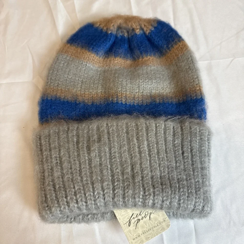 Free People Hat Womens One Size‎ Gray Blue Prep Stripe Knit Beanie Winter